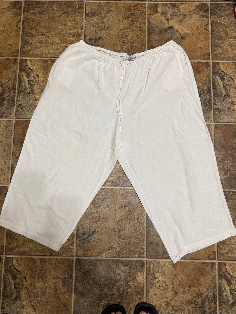 Susan Graver White Wide-Leg Cropped 100% cotton Pull-On Pants